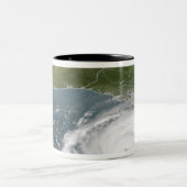 Hurrikan Rita Zweifarbige Tasse (Mittel)