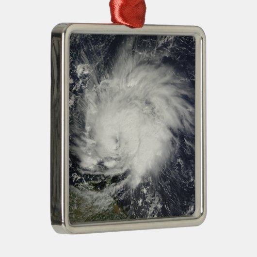 Hurrikan Tomas über den kleineren Antillen Silbernes Ornament (Rechts)