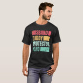 Husband Daddy Protector Hero_1 T-Shirt (Vorne ganz)