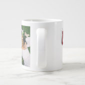 Husband-Foto mit bordeauxfarbenem Text Giant Coffe Jumbo-Tasse (Rückseite)