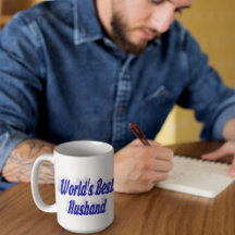 Husband mit blauer Halbtext-Riesenkaffee-Tasse