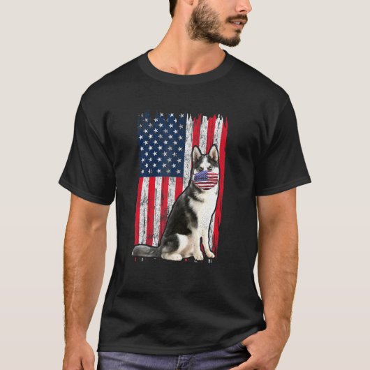Husky American Flag Hund trägt Gesichtsmaske 4. Ju T-Shirt (Vorderseite)