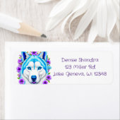 Husky Hund mit blauen Augen und Blume (Insitu)