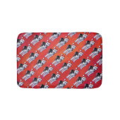 Husky in Weihnachtsmannmütze auf Rot Badematte (Vorderseite)