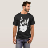 Husky mit Augenpflaster T-Shirt (Vorne ganz)