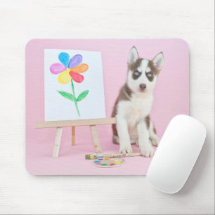 Husky Puppy Painting a Rainbow Blume Mousepad