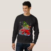 Husky Riding Red Car Merry Christmas Dog Sweatshirt (Vorne ganz)