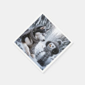 Husky und Schneemann im Winterwald Serviette (Ecke)