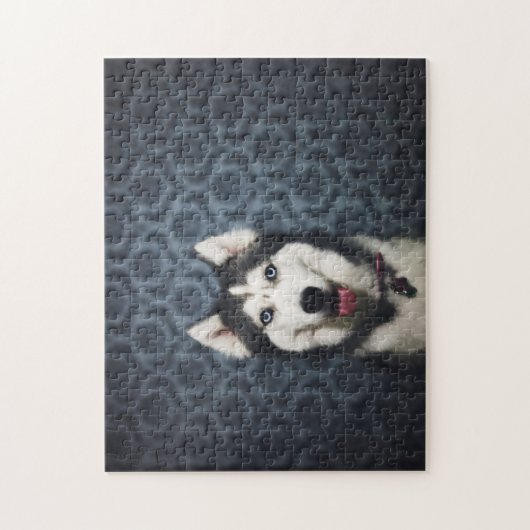 Husky Welpe Pop mit dunklem Background Puzzle (Vertikal)