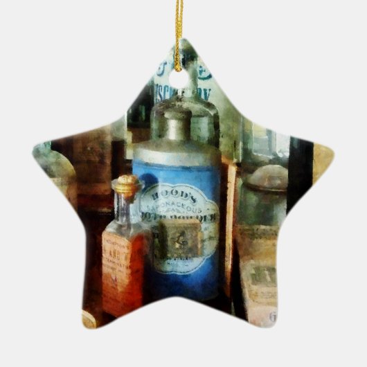 Husten und Zahnpulver Keramikornament (Vorne)