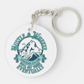 Hustle & Wheeze Hiking Club  Schlüsselanhänger (Rückseite)