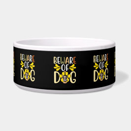 Hüten Sie sich vor Hund Napf