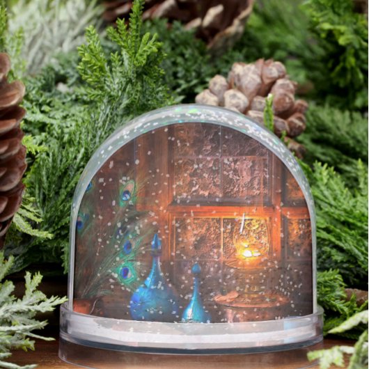 Hütte durch Lampenlichtbühne rustikaler Winter Schneekugeln