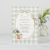 Hütte Green Gingham Brautparty Einladung (Stehend Vorderseite)