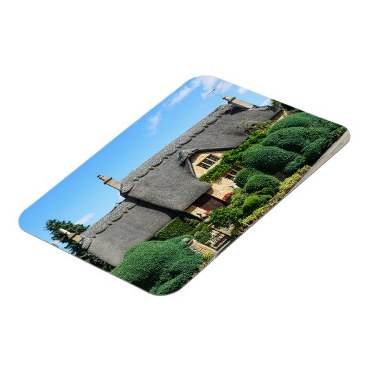 Hütte mit Strohdach im Chip Campingplatz Magnet (Linke Seite)