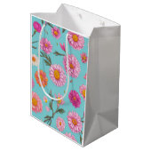 Hütte-Mittelblütenblütenblütenfarben Rosa Blume Mittlere Geschenktüte (Rückseite Schrägansicht)