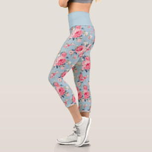 Hütte Rosa Rosen auf blauem Hintergrund Capri Leggings