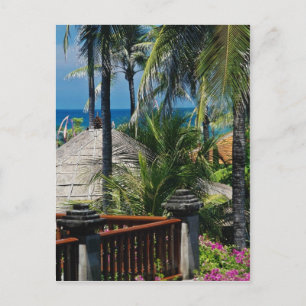 Hütten mit rotem Strohdach am Strand, Nusa Dua, Ba Postkarte