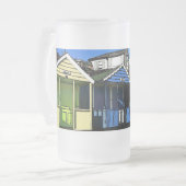 Hütten und blauer Himmel englisches Foto am Meer Mattglas Bierglas (Vorderseite Links)