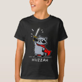 Huzzah Raccoon Knight Funny Sword Meme Quote T-Shirt (Vorderseite)