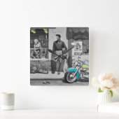 HWY 51 Silver Quadratische Wanduhr (Zuhause)