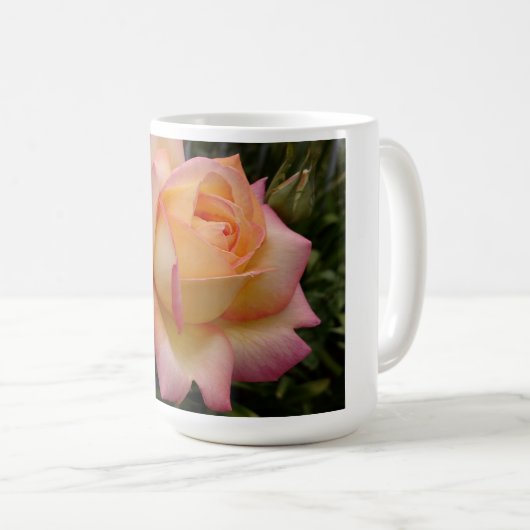 Hybrid-Peach-Rose-Blume Kaffeetasse (VorderseiteRechts)