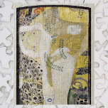 Hydra (alias Water Serpents I) von Gustav Klimt Puzzle<br><div class="desc">Hydra (auch Wasserserpents I) (1904-1906) von Gustav Klimt ist ein Vintages Viktorianisches Kunstporträt der Ära Symbolismus. Das Hydra besteht aus zwei Frauen, die sich gegenseitig umarmen, während sich ihr Körper zu einer Meerjungfrau vermischt. Die beiden Frauen haben fließendes goldenes Haar, während sie miteinander verflochten sind. Gold-Wirbel ähneln einer Fischwaage im...</div>