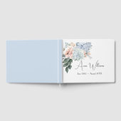 Hydrangea Bouquet auf weißem Denkmal Gästebuch (Voll)