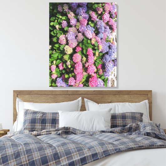 Hydrangea Bush Leinwanddruck (Insitu (Schlafzimmer))