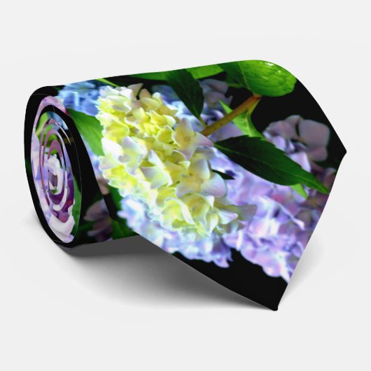 Hydrangea Garden Krawatte (Gerollt)