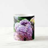 Hydrangea-Garten, rosa, blau, lila Blumen Kaffeetasse (Mittel)