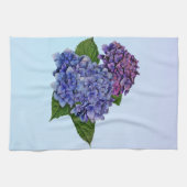 Hydrangea in Schatten von Lila Geschirrtuch (Horizontal)