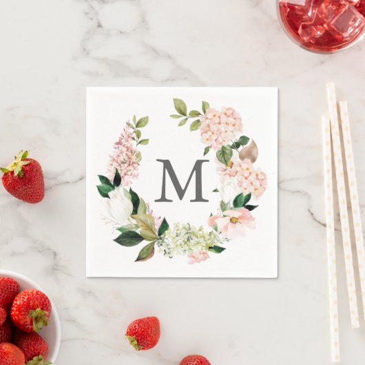 Hydrangea Monogram Wedding Cocktail Napkin Serviette (Beispiel)
