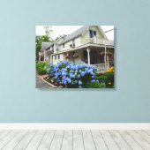 Hydrangeas an der Ecke - Martha's Vineyard Leinwanddruck (Insitu (Holzboden))