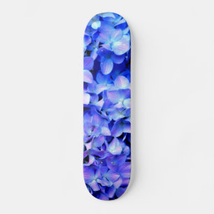 Hydrangeas aus Tanzanit, blaue, lila Magenta-Blume Skateboard