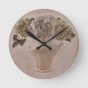 Hydrangeas in einer Vase Runde Wanduhr