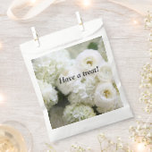 Hydrangeas und ranunculus geschenktütchen (Ausgeschnitten)