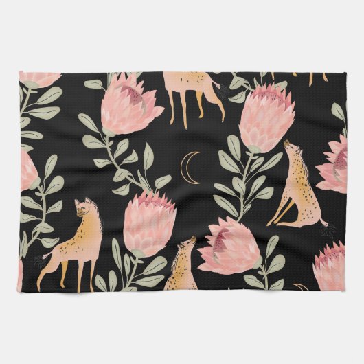 Hyena & Protea: Dunkles Vintages Muster Geschirrtuch (Horizontal)