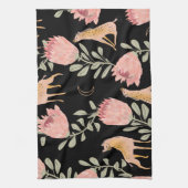 Hyena & Protea: Dunkles Vintages Muster Geschirrtuch (Vertikal)