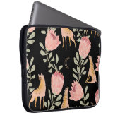 Hyena & Protea: Dunkles Vintages Muster Laptopschutzhülle (Vorne Rechts)
