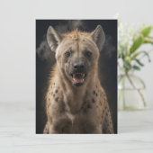 Hyena Wild Animal Elegante Dramatisches Nebelportr Ankündigung (Stehend Vorderseite)