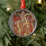 Hygieia von Gustav Klimt, Vintager Jugendstil Ornament Aus Metall<br><div class="desc">Hygieia (c. 1901) von Gustav Klimt ist ein Vintages Viktorianisches Zeitenymbolismus-Gemälde, in dem die griechische Göttin aus Hygiene, Gesundheit, Sauberkeit und Sanitäreinrichtungen sowie die askulapische Schlange um ihren Arm und die Tasse Lethe in ihrer Hand dargestellt wird. Hygieia ist Teil eines von drei Gemälden, die als "Gemälde der Fakultät" bekannt...</div>