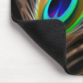 Hyper-lebendige Macro des Peacock Feather Eye Mousepad (Ecke)