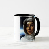 Hyperrealistischer Mondkosmonaut Tasse (VorderseiteRechts)