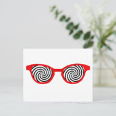 Hypnotize Sonnenbrille Red Rim The MUSEUM Zazzle G Postkarte (Stehend Vorderseite)