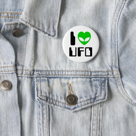 I Alien Heart UFO Button (Beispiel)