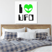 I Alien Heart UFO Leinwanddruck (Insitu (Schlafzimmer))
