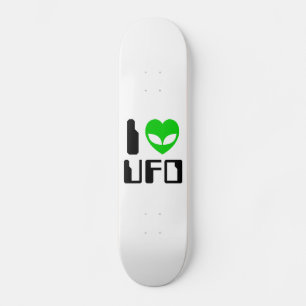 I Alien Heart UFO Skateboard