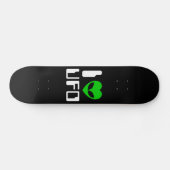 I Alien Heart UFO Skateboard (Horizontal)