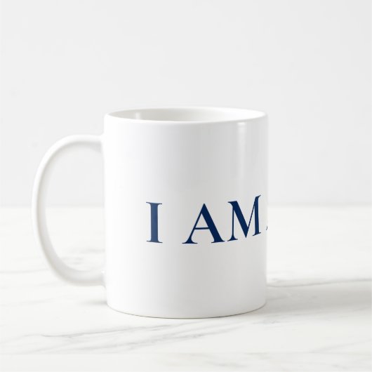 I AM A PRO | Bold Minimalist Blue Circle Mug Kaffeetasse (Links)